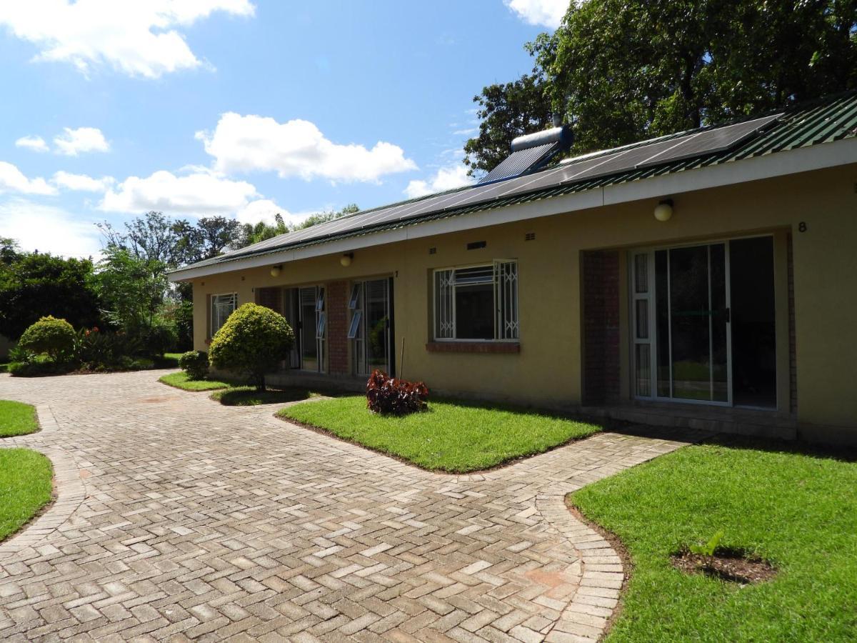 2 Bed Apt With En-Suite And Kitchenette - 2067 Harare Exterior photo