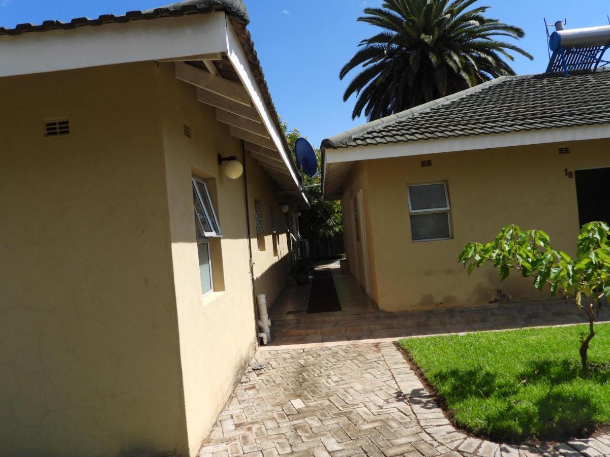 2 Bed Apt With En-Suite And Kitchenette - 2067 Harare Exterior photo