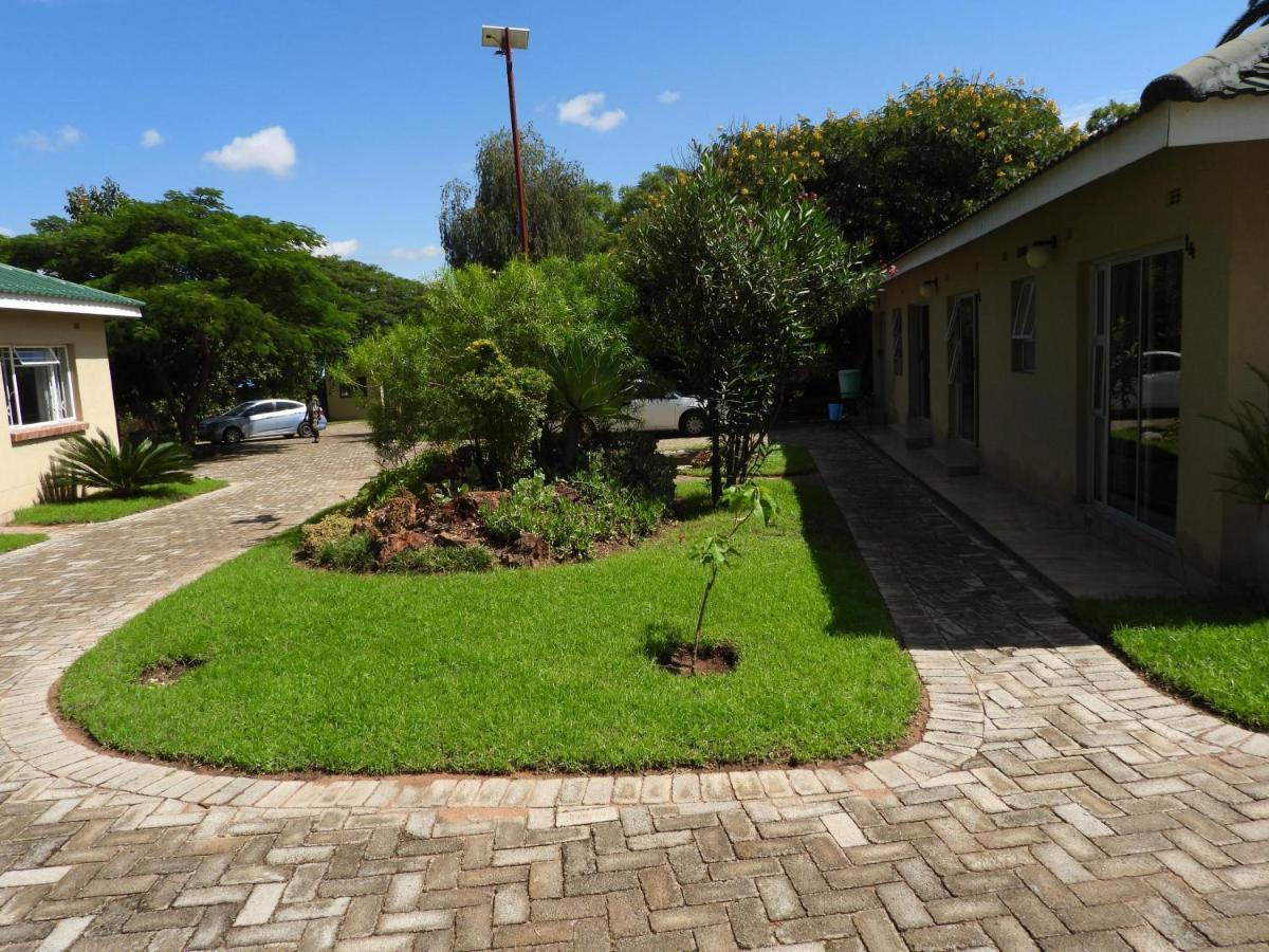 2 Bed Apt With En-Suite And Kitchenette - 2067 Harare Exterior photo